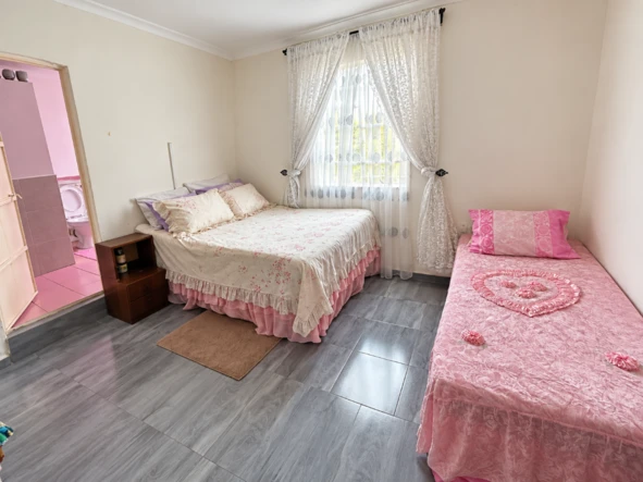 2 Bedroom Cottage