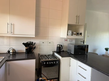 2 Bedroom Garden Flat