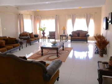 Farm & Agricultural Land