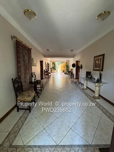 5 Bedroom House for Sale in Rolf Valley