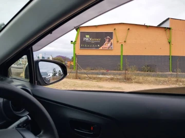 Commercial & Industrial Land