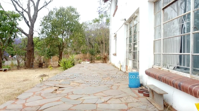Property ideal for redevelopment on 1.65Ha along Windmill lane, Quinington (Sole Mandate)