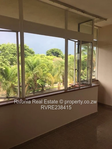 Upper Avenue 1 bed flat 3rd floor