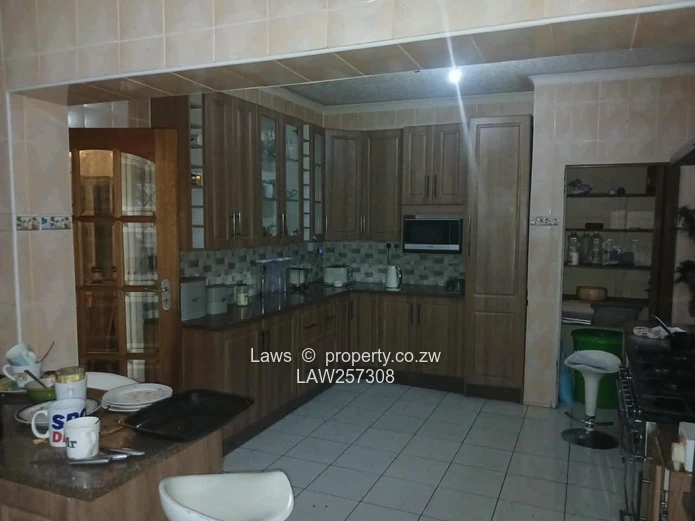 Wonderful Home In Marlborough Close To 2Nd Street Extension