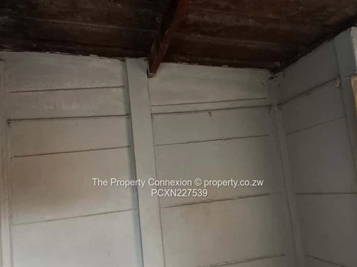 Spacious 4-Room Home for Sale in Dombotombo, Marondera