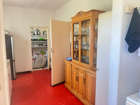 Farm & Agricultural Land