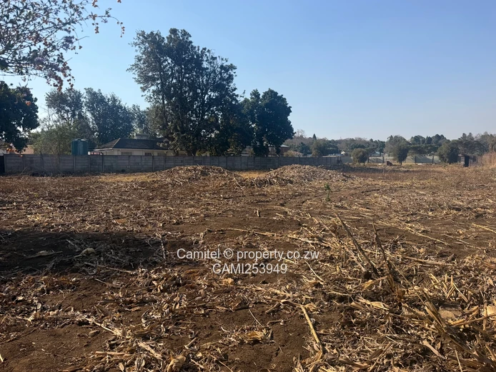 Greendale North 5,300m²-Sewer and Borehole including Tarred Road Frontage Plot