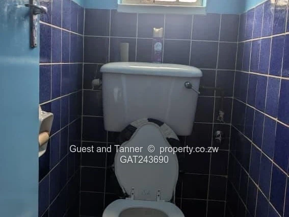 3-Bedroom Home in Montrose - Offering Space, Comfort & Great Convenience