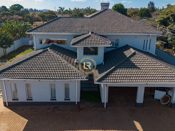 5 Bedroom House