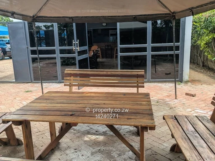 Hillside Restaurant and Liquor to rent 