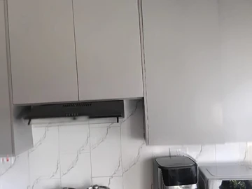 6 Bedroom House