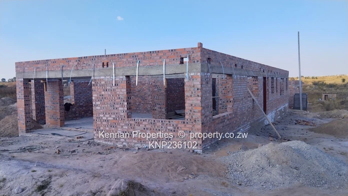 Incomplete House for Sale with 4 bedrooms.