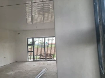 Farm & Agricultural Land