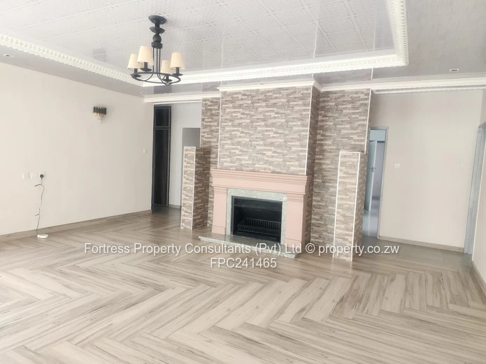 Upmarket Real Estate - Ruwa