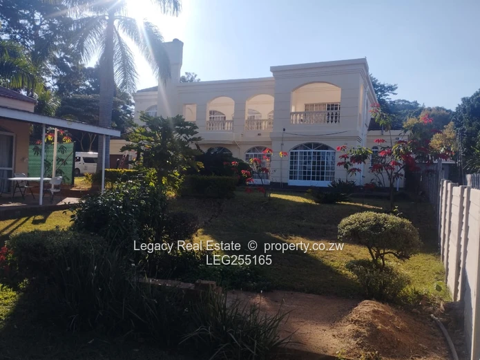 Luxury Fully Furnished 5-Bedroom Home To Let – Borrowdale.