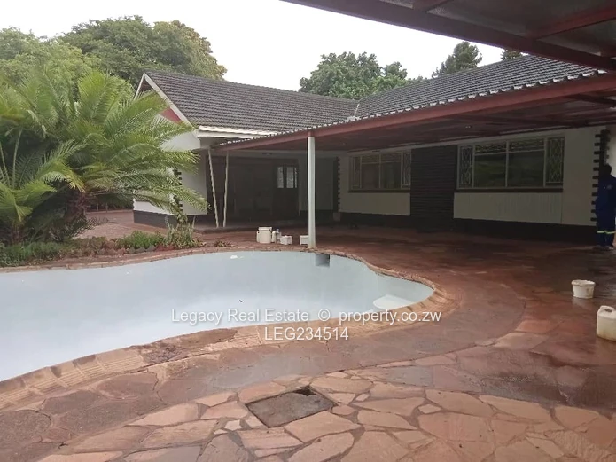 Commercial Property for Rent – Harare Drive / Eastern Road