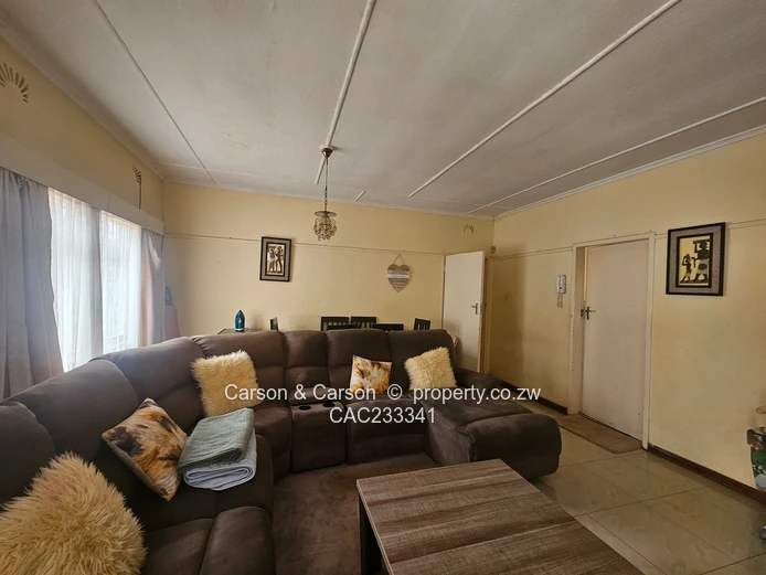 Garden flat close to all amenities 