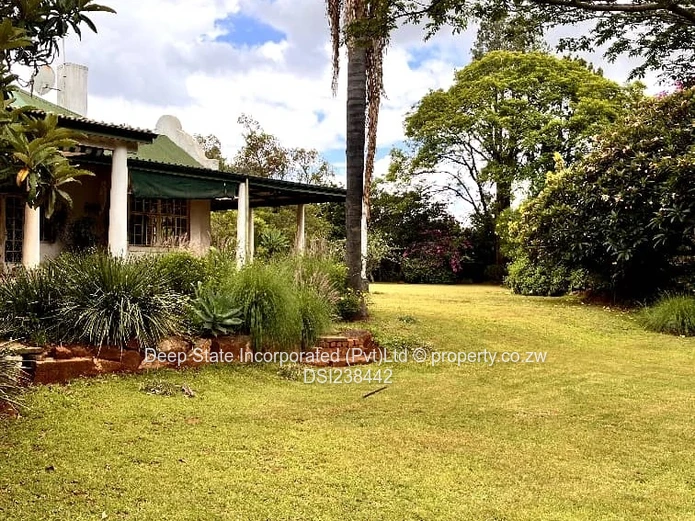 Old Mount pleasant house for sale.