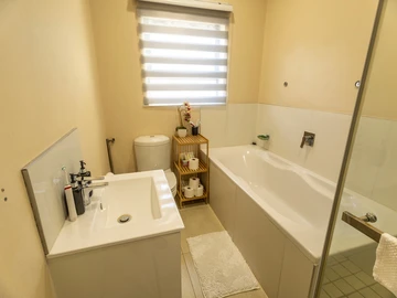 3 Bedroom Garden Flat