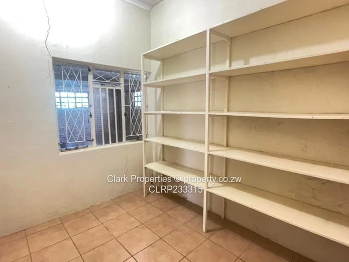 A Spacious And Secure Family Property