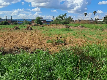 Commercial & Industrial Land