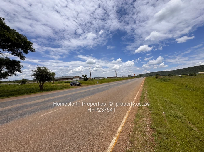 Kintyre Estate Agro Residential Property for Sale (Bulawayo Road) (Sole Mandate)