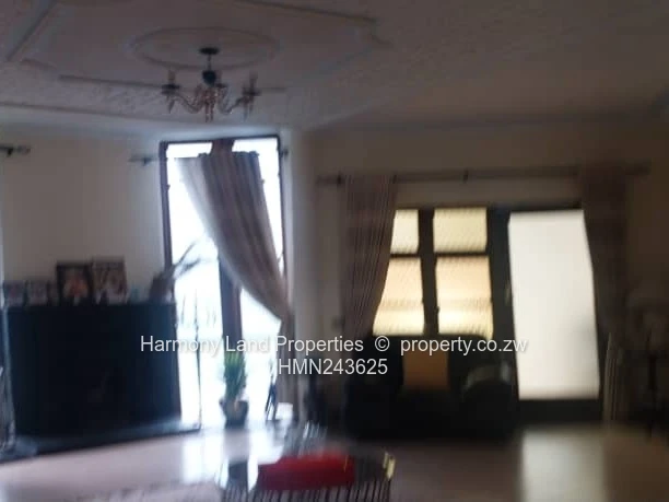 4 bedroomed house to let in Borrowdale Brooke