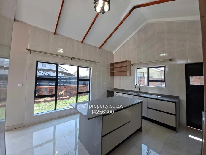 Borrowdale neat 3 bedroomed Cluster to rent
