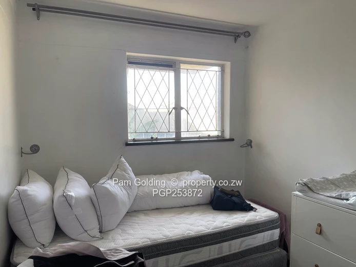 2 Bedroom Flat/Apartment To Rent In Avenues (Sole Mandate)
