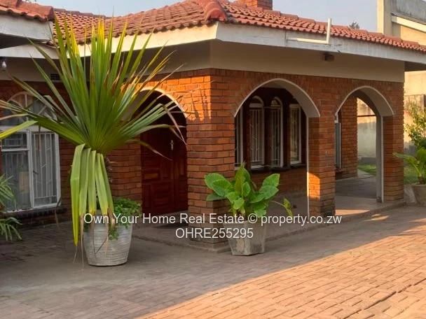 Parktown House For Rent 