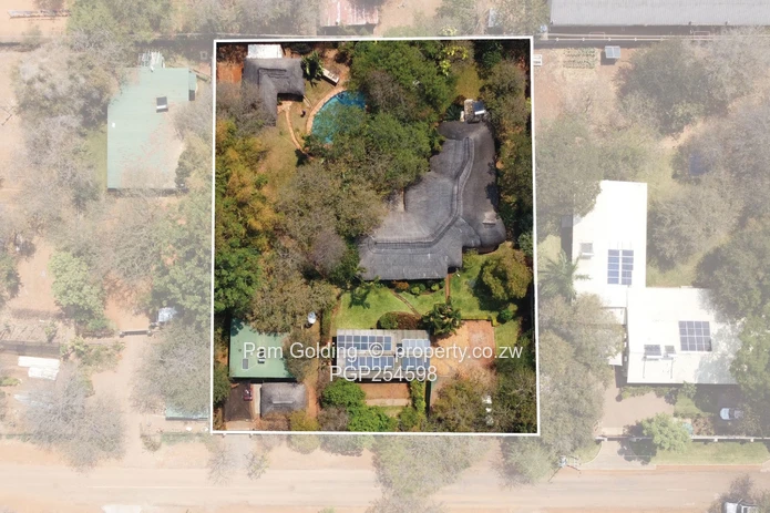 Stunning Property in Old Victoria Falls