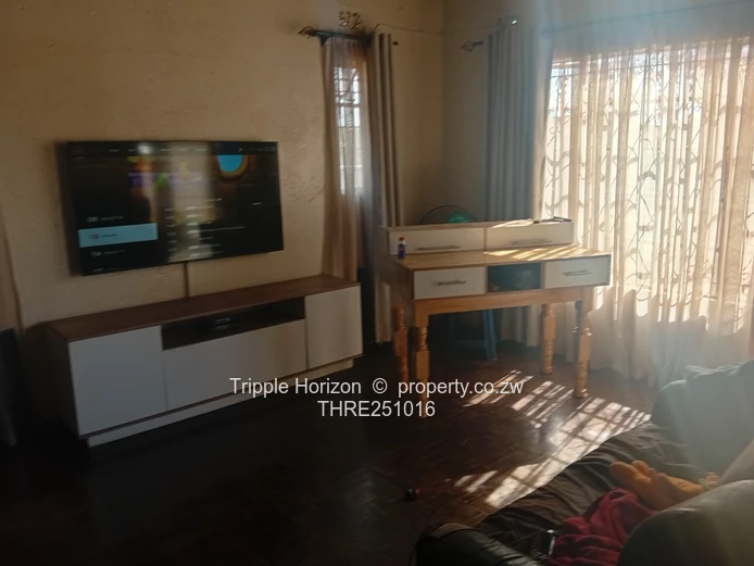 Sunlit 4-Bed Home in Warren Park D- Borehole (Sole Mandate)