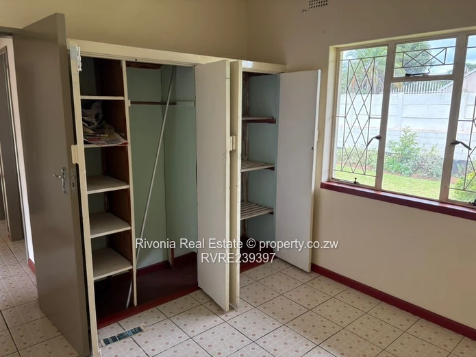 3-Bed Mabereign Haig Park 