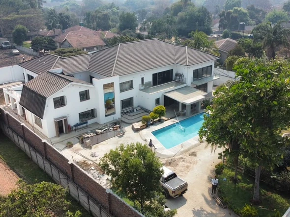 5 Bedroom House