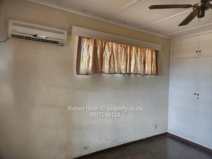 Peaceful Living At Kariba Heights (Sole Mandate)
