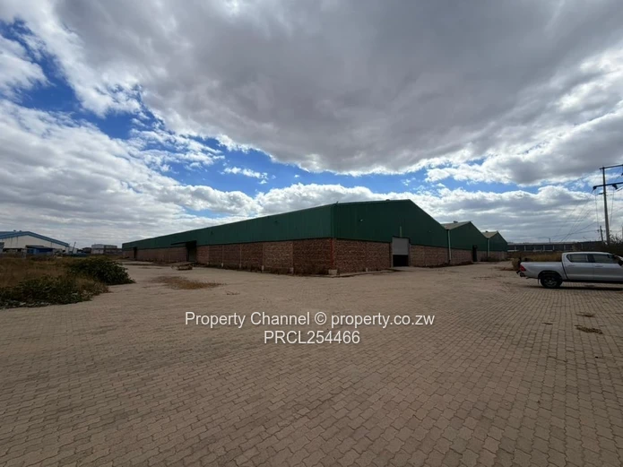 Willowvale Industrial Giant — 2.8 Ha | 3 Warehouses | Underground Tank