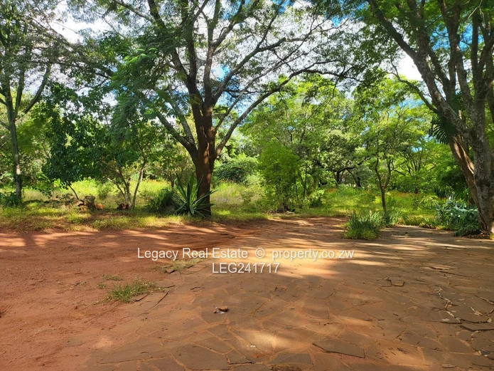 Prime Highlands Estate – Land with Existing 3-Bedroom House