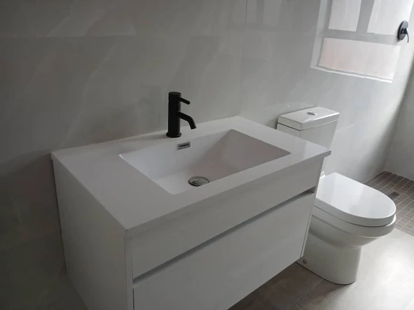 3 Bedroom Flat & Apartment