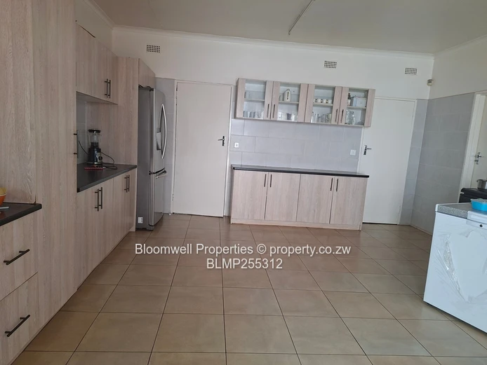 Spacious 3-Bed House in Vainona 