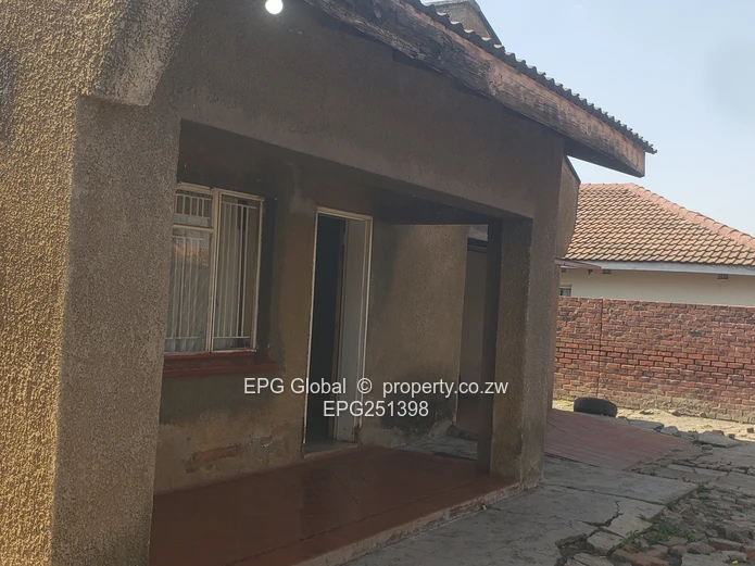 Solid Family house for sale 