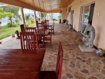 Hotel & Lodge