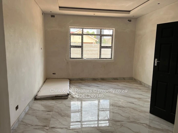 Modern 4 Bedroomed House on Corner Stand