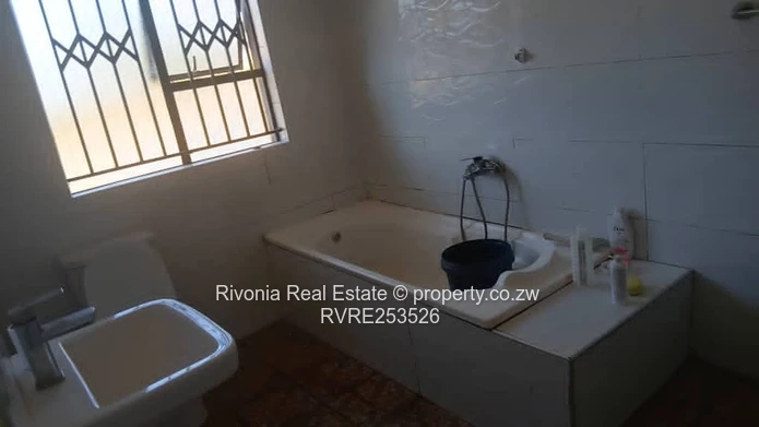 Mount Pleasant Heights: 5-Bed Home w/ Borehole & Solar