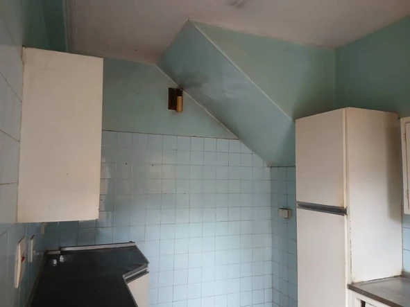 3 Bedroom Flat & Apartment