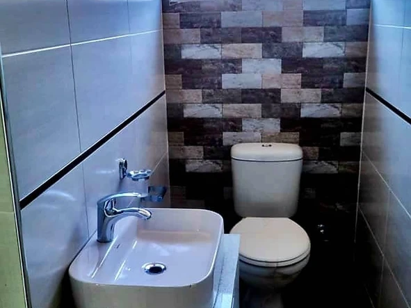 4 Bedroom Garden Flat