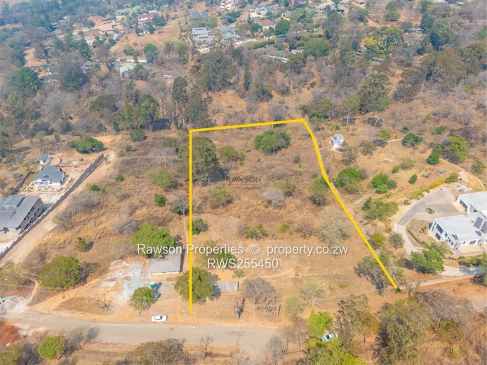 Helensvale Sloping Parcel with Private Road & Views