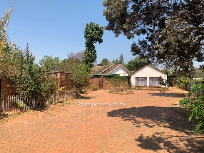 Matshemhlope Oldie With Development Opportunities
