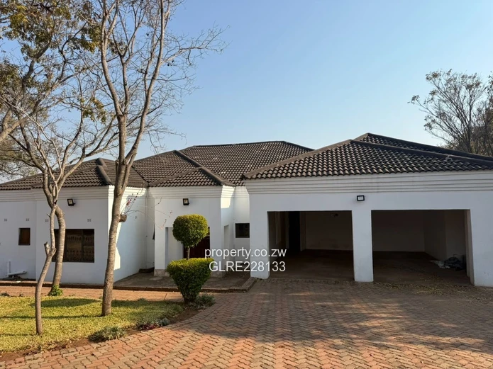 4 Bedroomed House To Rent ln Shawasha hills inside the boom gate 