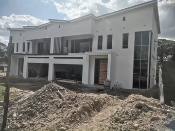 4 Bedroom Garden Flat