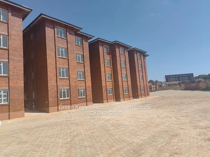 Available for immediate occupation are newly built modern flats in Galudina 